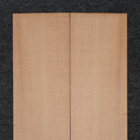 Premium spruce mandolin soundboard with straight, tight grain and a pale natural finish, crafted for balanced tone and projection.