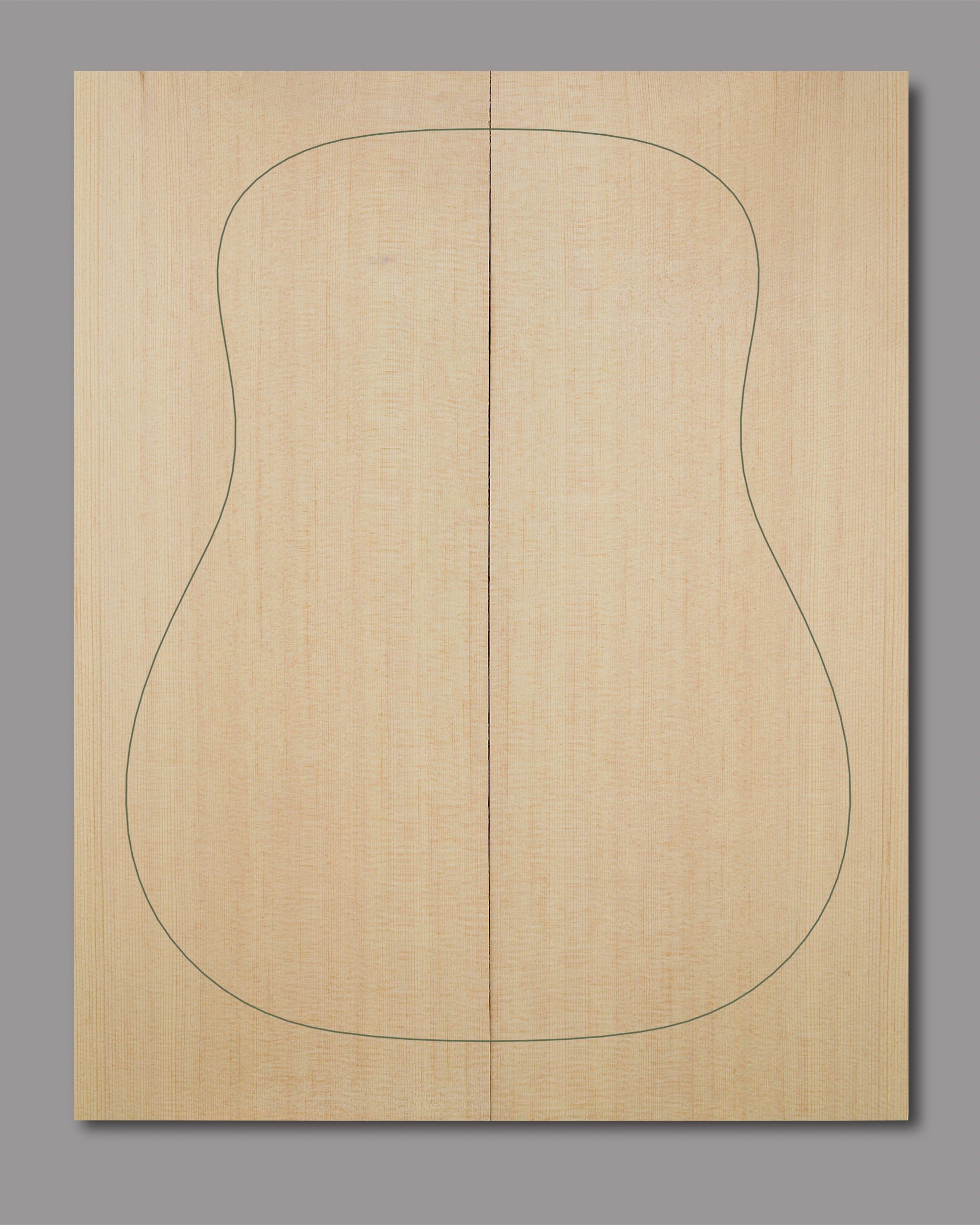 Dreadnought-size Lutz spruce soundboard with balanced symmetry and natural texture.