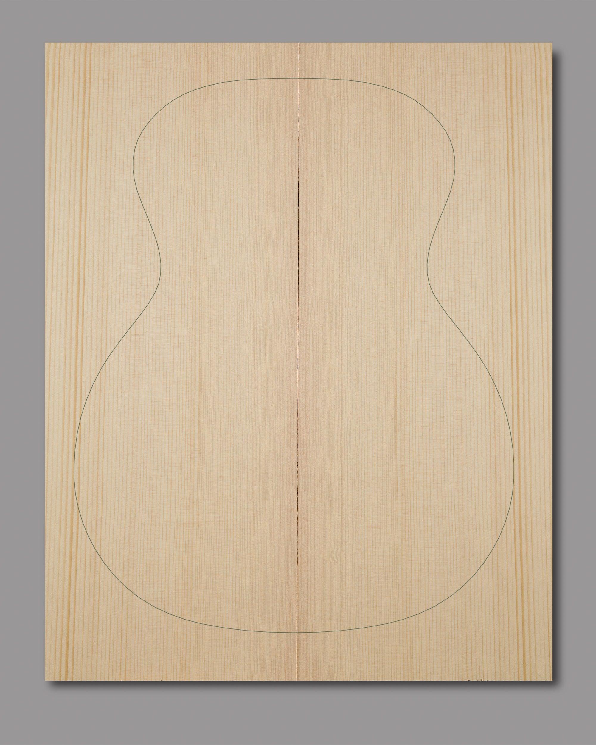 Traditional Sitka top featuring bold grain contrast and light brown colouring.